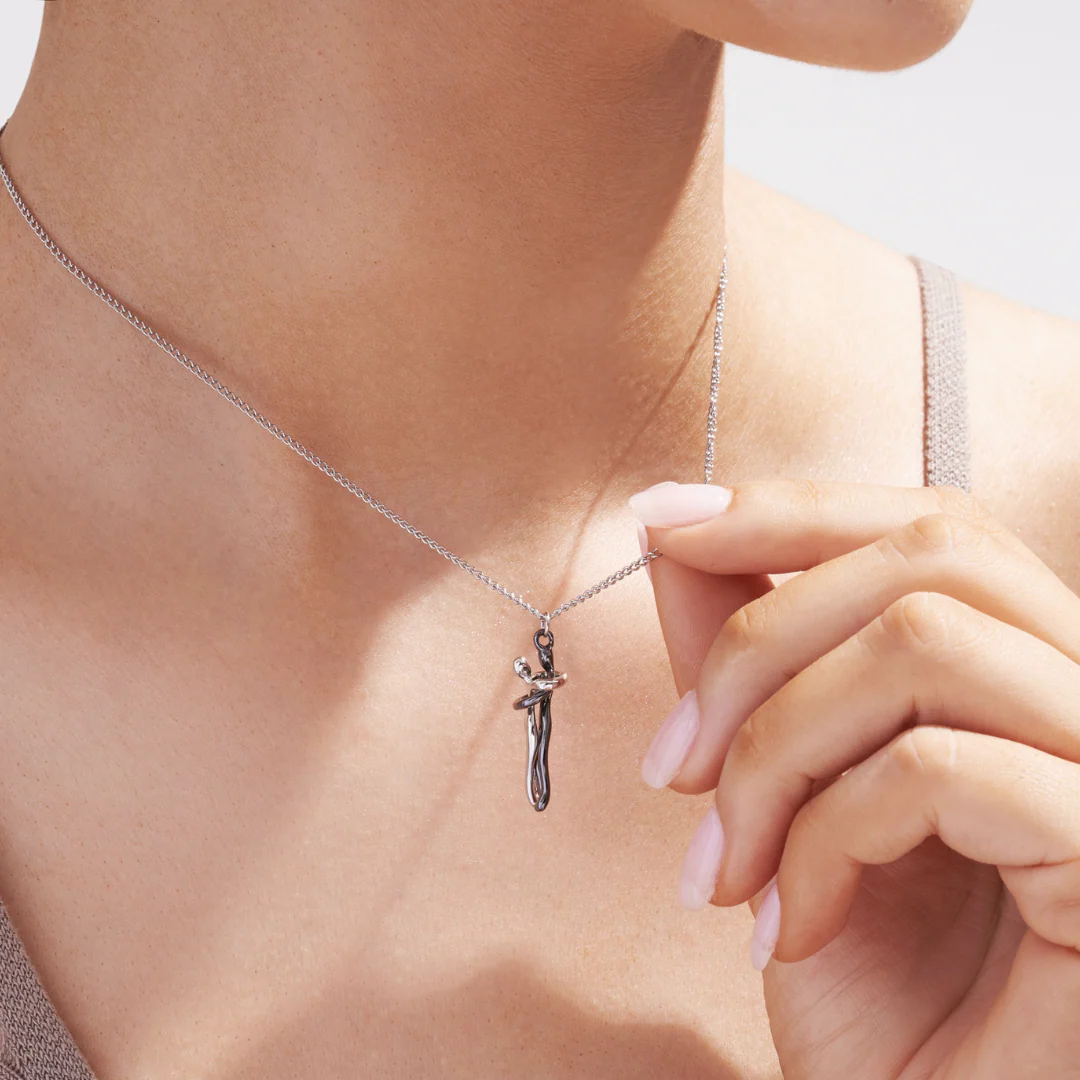 Hug Necklace - Image 4